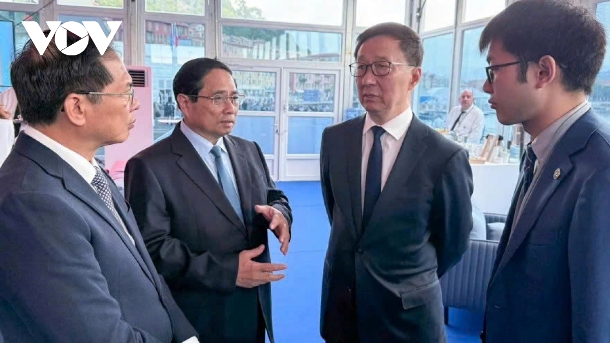 China pledges to realise high-level agreements with Vietnam